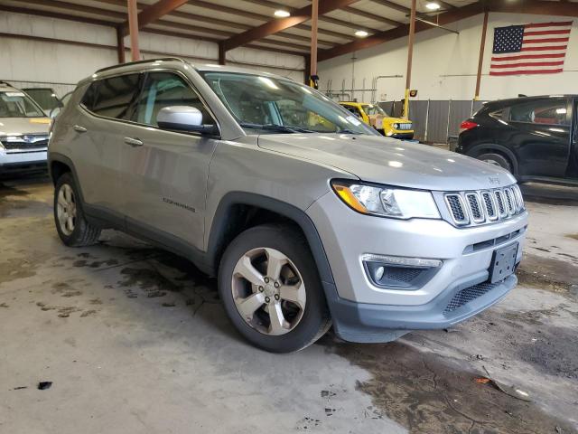 3C4NJDBB2JT314715 - 2018 JEEP COMPASS LATITUDE Argent photo 4