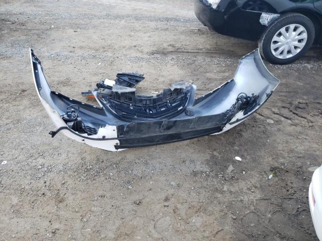 19VDE1F58DE014424 - 2013 ACURA ILX 20 PREMIUM WHITE photo 12