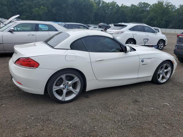 WBALM5C50BE379686 - 2011 BMW Z4 SDRIVE30I Blanco foto 3