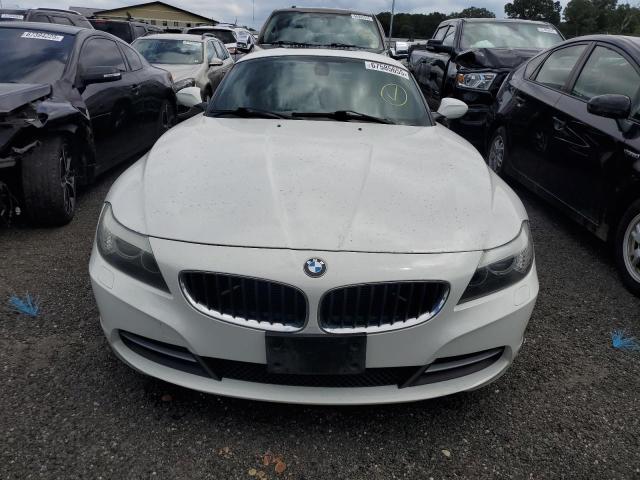 WBALM5C50BE379686 - 2011 BMW Z4 SDRIVE30I Blanco foto 5