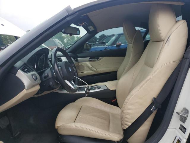 WBALM5C50BE379686 - 2011 BMW Z4 SDRIVE30I Blanco foto 7