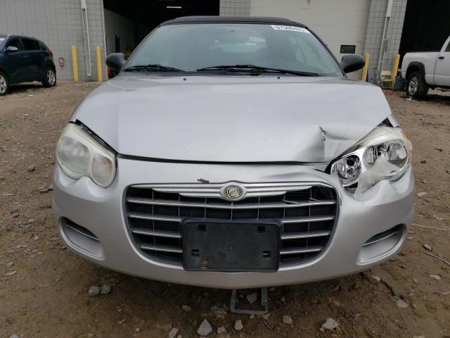 1C3EL75R34N184084 - 2004 CHRYSLER SEBRING GTC SILVER photo 5