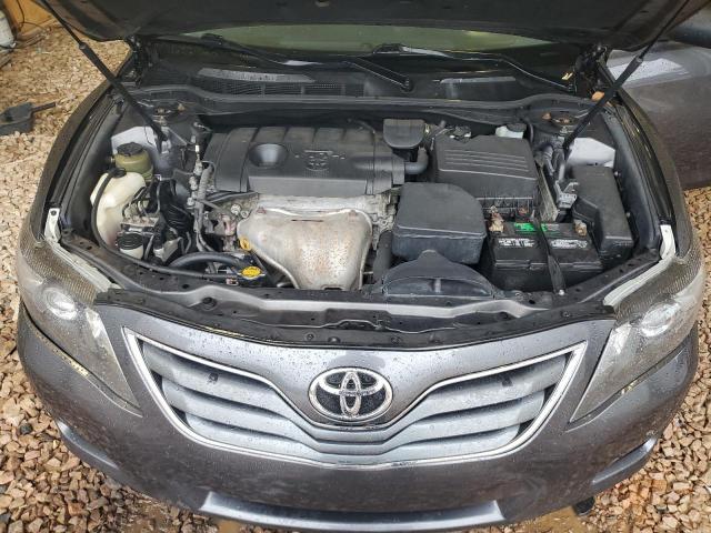 4T1BF3EK1BU773621 - 2011 TOYOTA CAMRY BASE GRAY photo 11