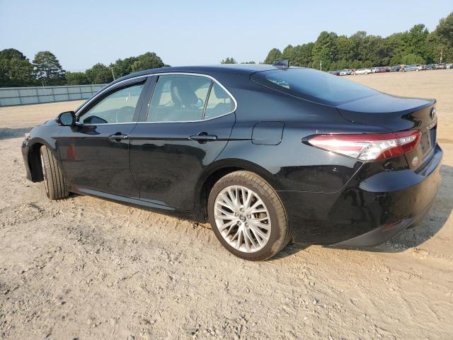 4T1F11AK8LU910954 - 2020 TOYOTA CAMRY XLE 黑色 照片 2