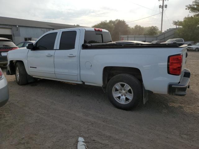 1GCVKREC4JZ335489 - 2018 CHEVROLET SILVERADO K1500 LT WHITE photo 2