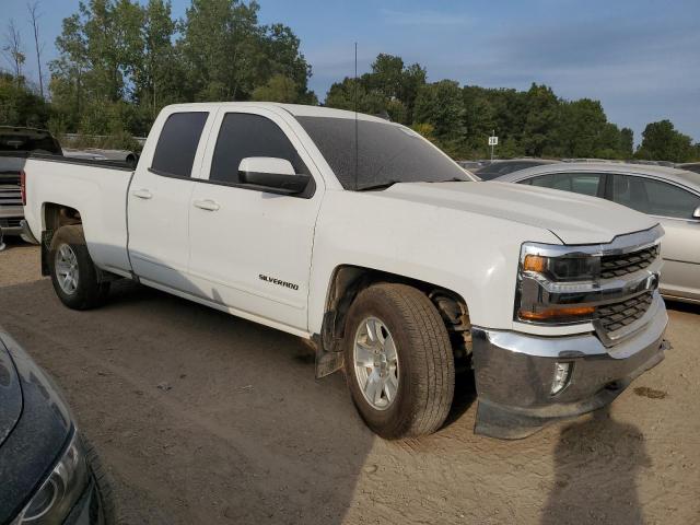 1GCVKREC4JZ335489 - 2018 CHEVROLET SILVERADO K1500 LT WHITE photo 4