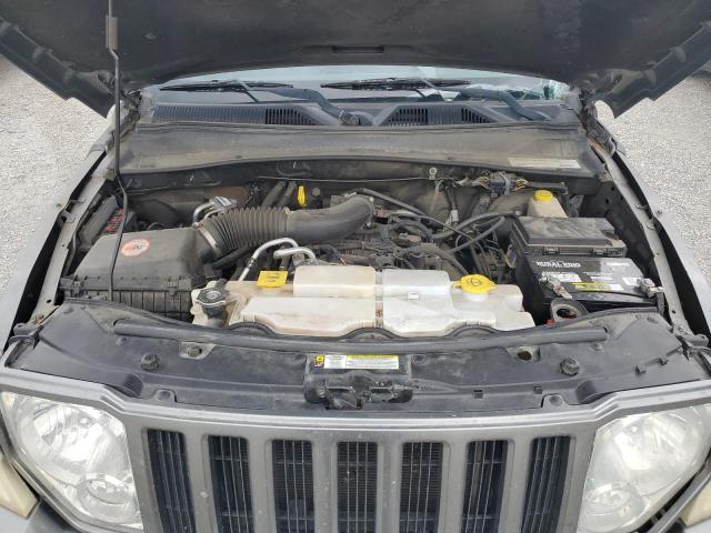 1C4PJMAK5CW218567 - 2012 JEEP LIBERTY SPORT 银色 照片 12