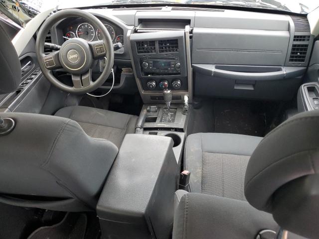 1C4PJMAK5CW218567 - 2012 JEEP LIBERTY SPORT 银色 照片 8