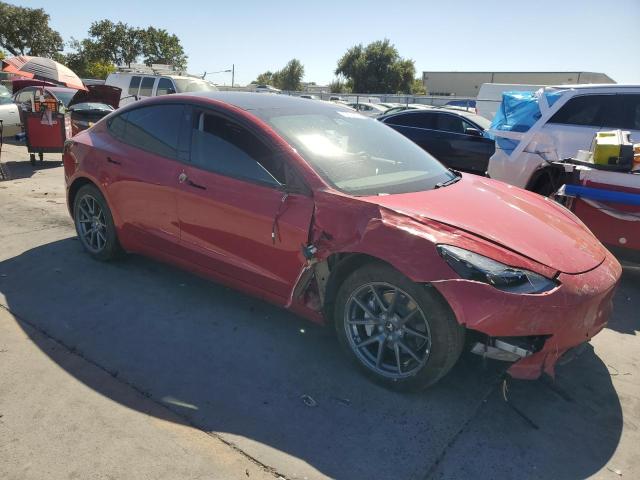 5YJ3E1EB2MF003746 - 2021 TESLA MODEL 3 Rot Foto 4