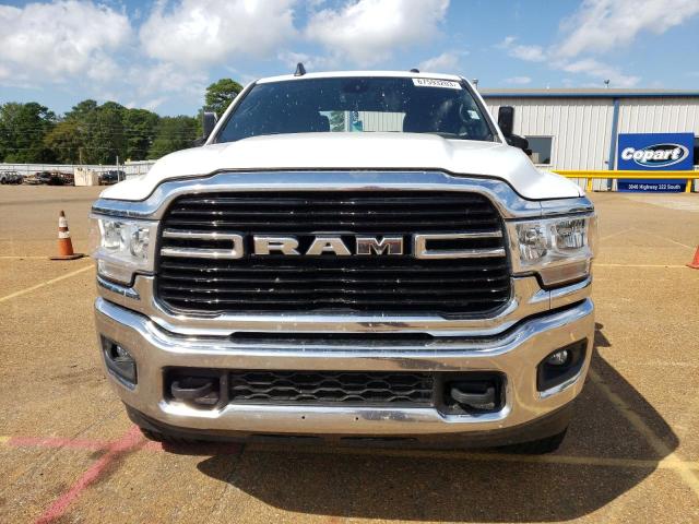 3C6UR5DL7MG529785 - 2021 RAM 2500 BIG HORN WHITE photo 5