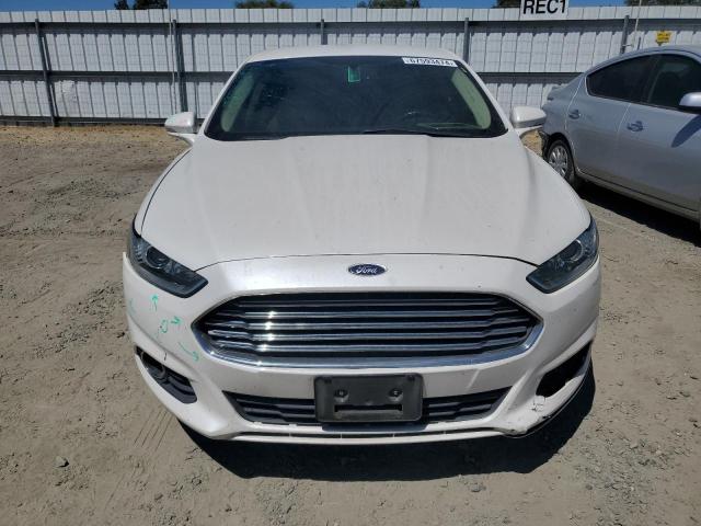 3FA6P0LU5GR173825 - 2016 FORD FUSION SE HYBRID WHITE photo 5