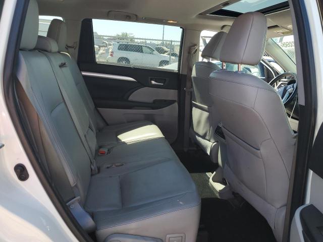 5TDJKRFH2FS122512 - 2015 TOYOTA HIGHLANDER XLE WHITE photo 11