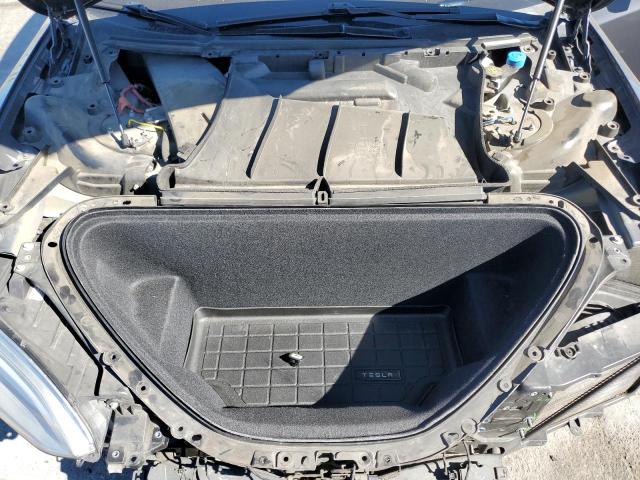 5YJSA1E22HF229606 - 2017 TESLA MODEL S GRAY photo 11