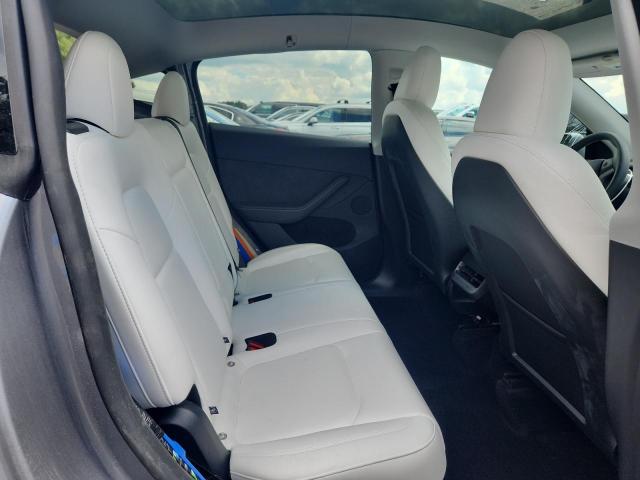 7SAYGDEE3SA359860 - 2025 TESLA MODEL Y GRAY photo 10