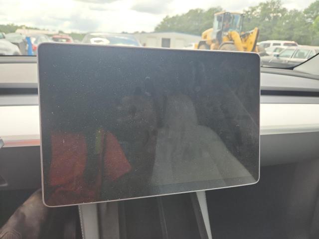 7SAYGDEE3SA359860 - 2025 TESLA MODEL Y GRAY photo 9