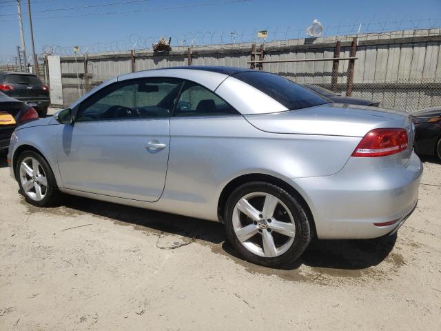 WVWFW7AH2CV002801 - 2012 VOLKSWAGEN EOS LUX 银色 照片 2