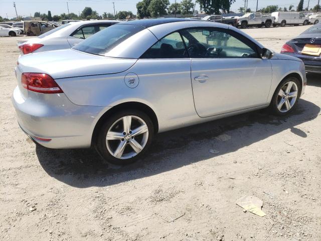 WVWFW7AH2CV002801 - 2012 VOLKSWAGEN EOS LUX 银色 照片 3