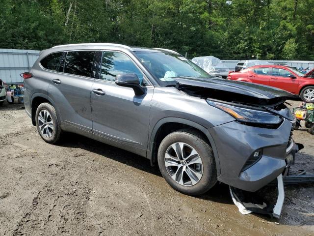 5TDGZRBH2NS580061 - 2022 TOYOTA HIGHLANDER XLE Grafit foto 4