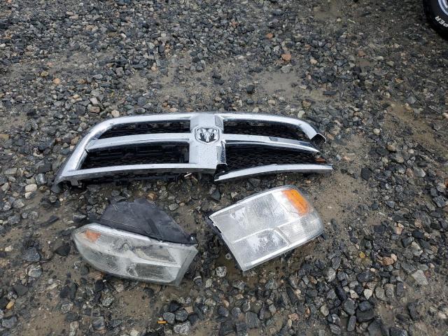 3C6UR5CJ2JG308283 - 2018 RAM 2500 ST WHITE photo 12