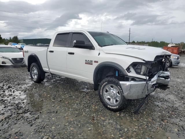 3C6UR5CJ2JG308283 - 2018 RAM 2500 ST WHITE photo 4