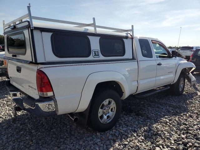 5TETU62N16Z149894 - 2006 TOYOTA TACOMA PRERUNNER ACCESS CAB WHITE photo 3