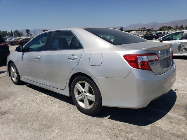 4T1BF1FK8EU756743 - 2014 TOYOTA CAMRY L SILVER photo 2