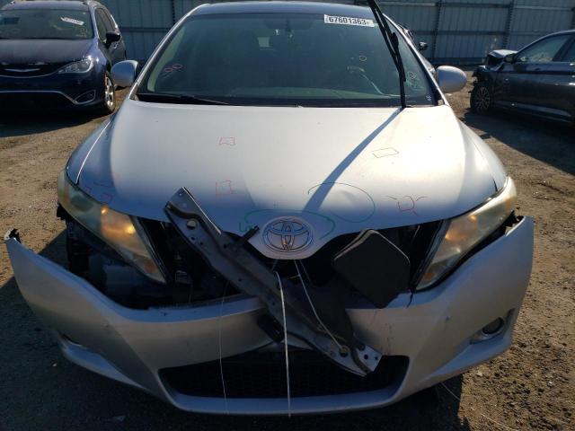 4T3ZA3BB5BU044384 - 2011 TOYOTA VENZA SILVER photo 12