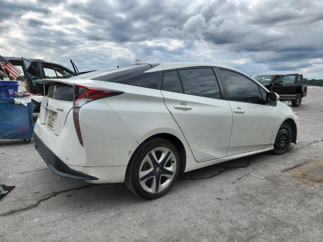 JTDKARFU5J3547429 - 2018 TOYOTA PRIUS თეთრი ფოტო 3
