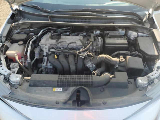 5YFBPRBE5LP018747 - 2020 TOYOTA COROLLA LE 银色 照片 11