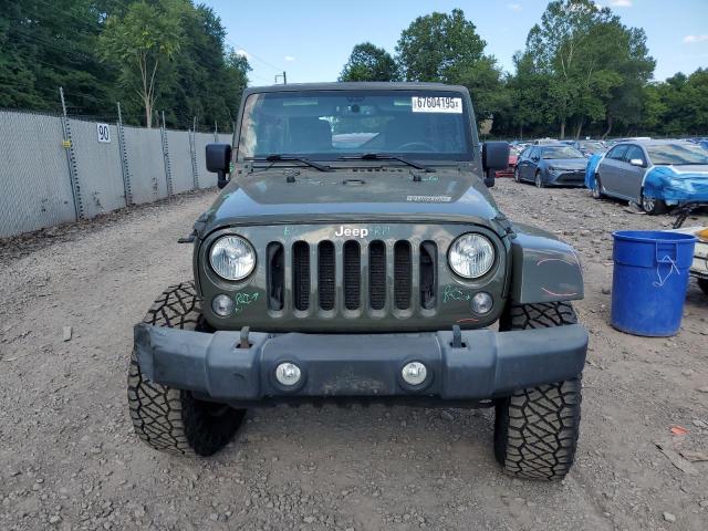 1C4BJWEG3FL620458 - 2015 JEEP WRANGLER U SAHARA GREEN photo 5