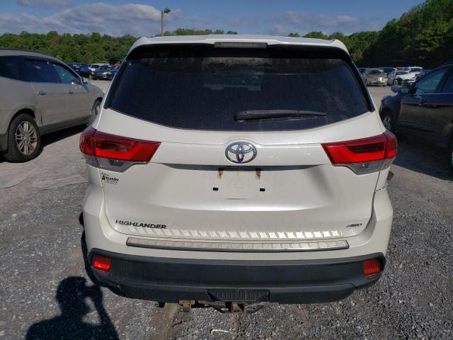 5TDBZRFH9KS994566 - 2019 TOYOTA HIGHLANDER LE WHITE photo 6