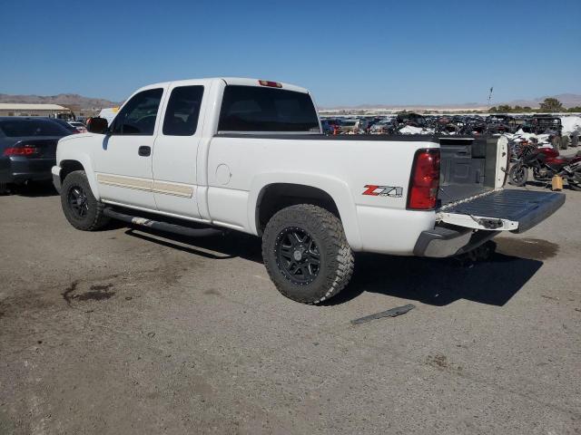 1GCEK19B16E109332 - 2006 CHEVROLET SILVERADO K1500 WHITE photo 2