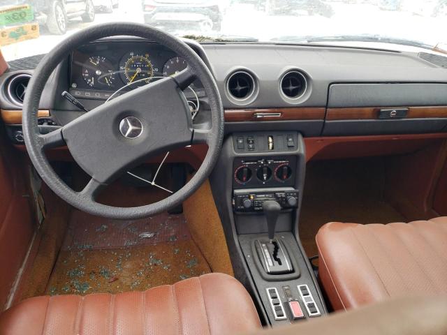 WDBAB23A7BB224063 - 1981 MERCEDES-BENZ 240 D TAN photo 8