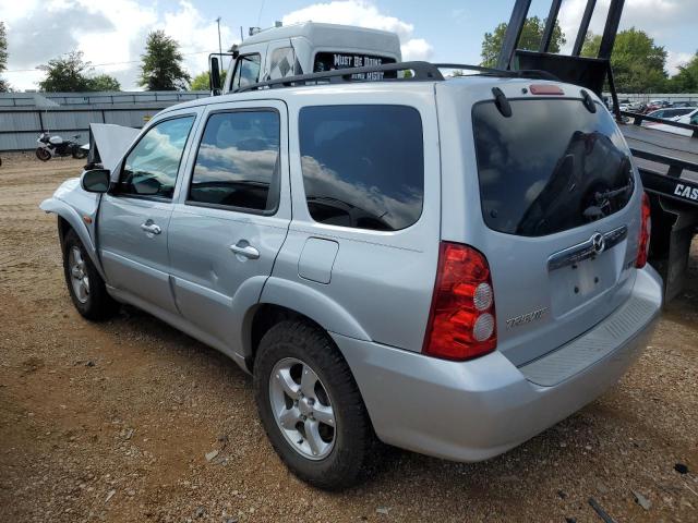 4F2CZ96145KM13686 - 2005 MAZDA TRIBUTE S SILVER photo 2