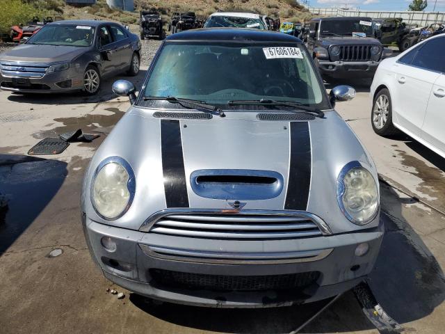 WMWRE33586TJ37385 - 2006 MINI COOPER S 银色 照片 5