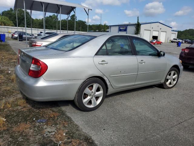 4T1BE32K53U132044 - 2003 TOYOTA CAMRY LE Күміс фото 3