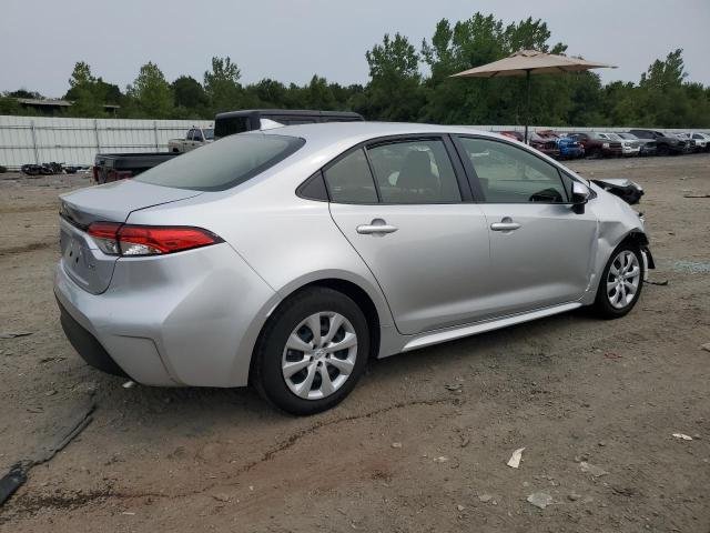 JTDB4MEE2R3018634 - 2024 TOYOTA COROLLA LE Plata foto 3