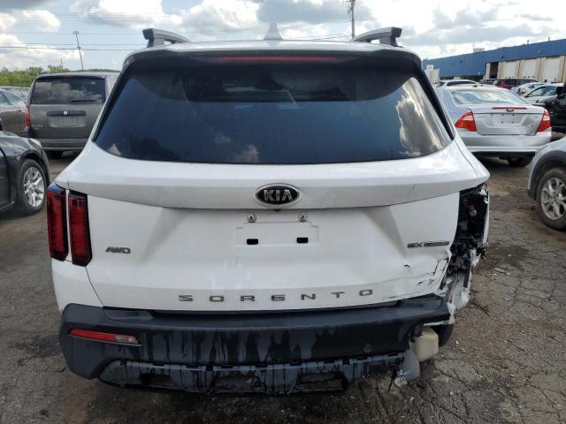 5XYRHDLF8MG068277 - 2021 KIA SORENTO EX WHITE photo 6