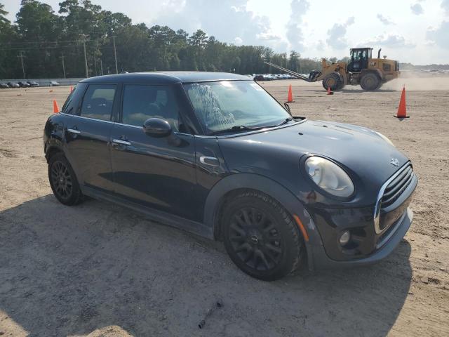 WMWXU1C59J2F79818 - 2018 MINI COOPER BLACK photo 4