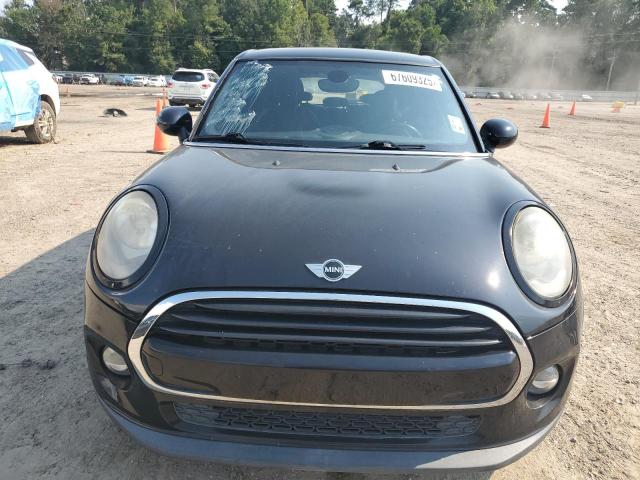 WMWXU1C59J2F79818 - 2018 MINI COOPER BLACK photo 5