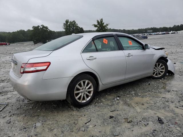 4T1BK3EK1BU620524 - 2011 TOYOTA CAMRY SE SILVER photo 3