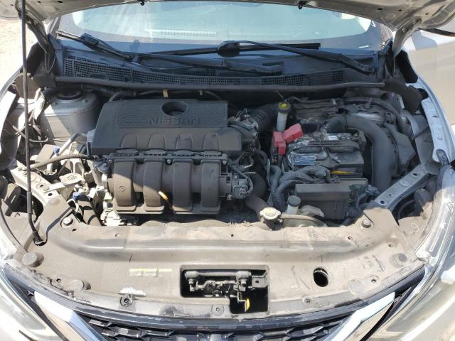 3N1AB7AP6JY277099 - 2018 NISSAN SENTRA S 银色 照片 11
