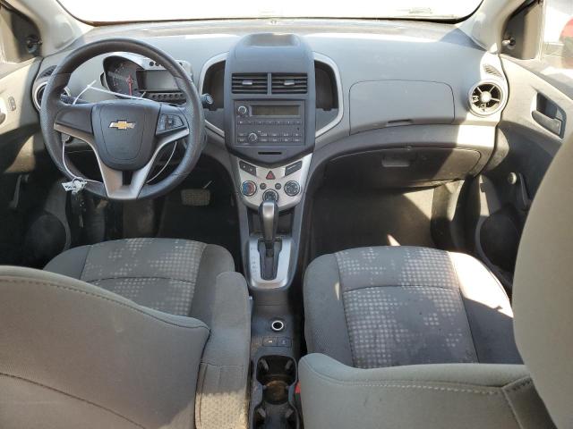 1G1JA5SH9F4182342 - 2015 CHEVROLET SONIC LS წითელი ფოტო 8