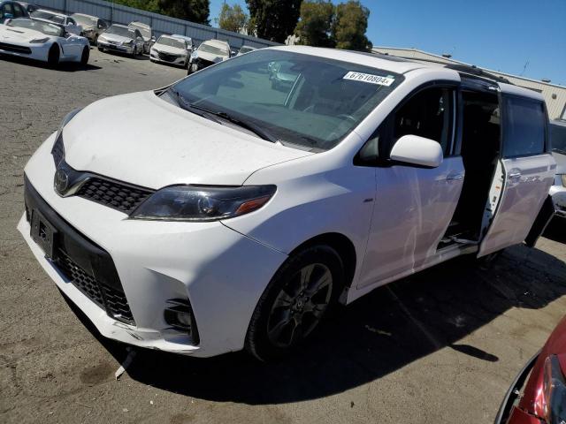 2020 TOYOTA SIENNA SE, 