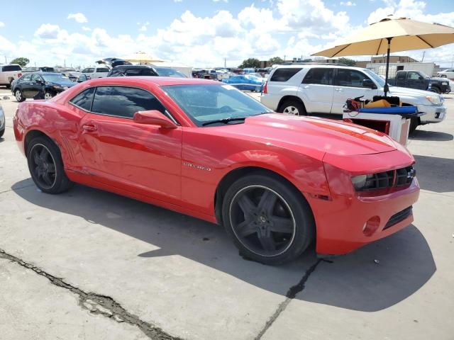 2G1FB1ED9B9107054 - 2011 CHEVROLET CAMARO LT RED photo 4