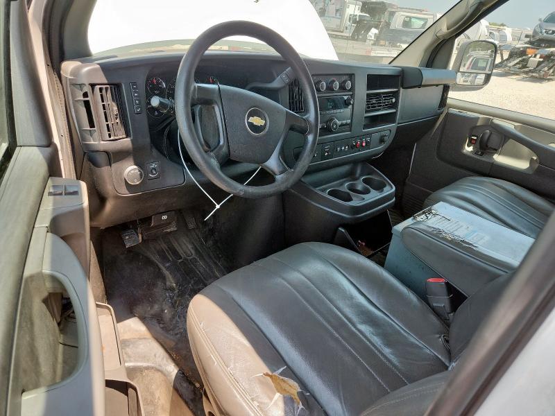 1GCWGAFP6P1102326 - 2023 CHEVROLET EXPRESS G2 白色 照片 8