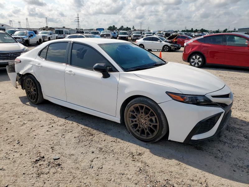 4T1G11AK5PU087636 - 2023 TOYOTA CAMRY SE NIGHT SHADE WHITE photo 4