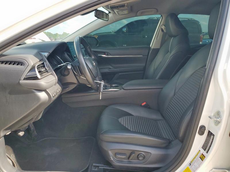 4T1G11AK5PU087636 - 2023 TOYOTA CAMRY SE NIGHT SHADE WHITE photo 7