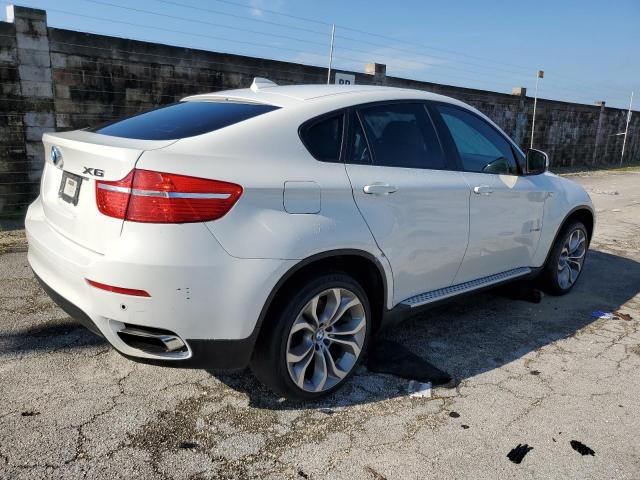 5UXFG8C5XCLZ97358 - 2012 BMW X6 XDRIVE50I WHITE photo 3