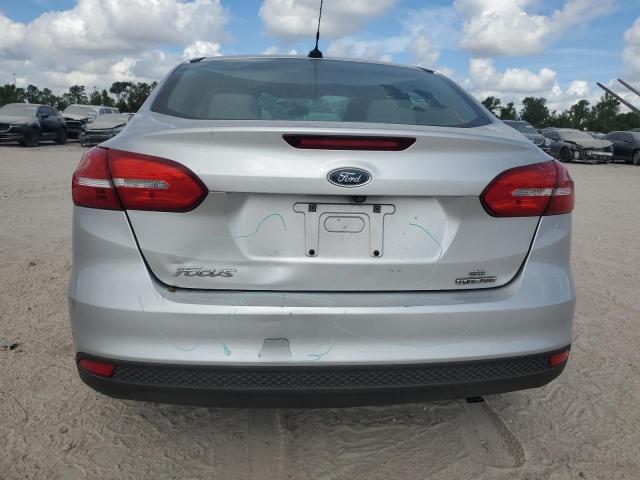 1FADP3F25FL336991 - 2015 FORD FOCUS SE SILVER photo 6